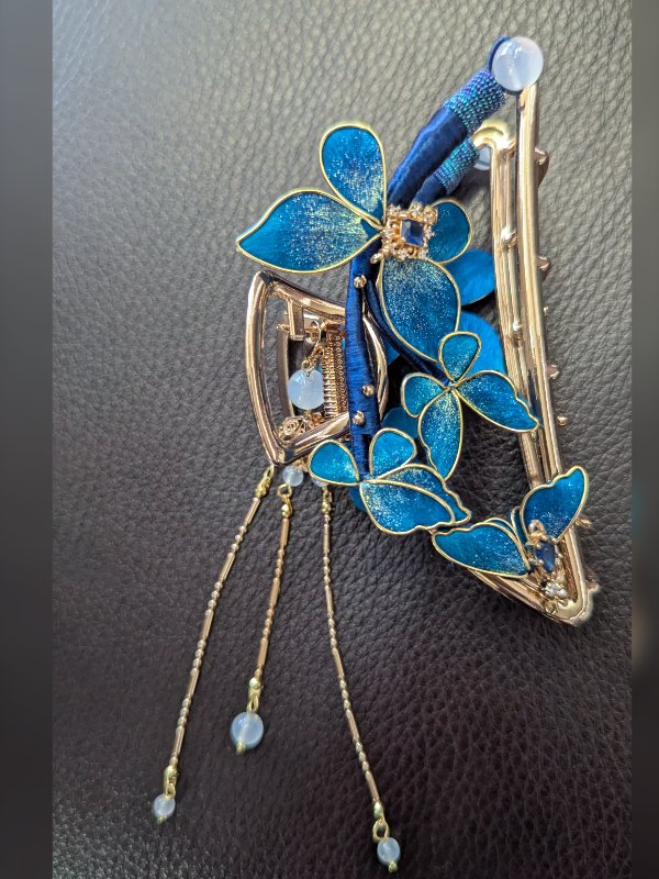 Midnight Monarch Butterfly Claw