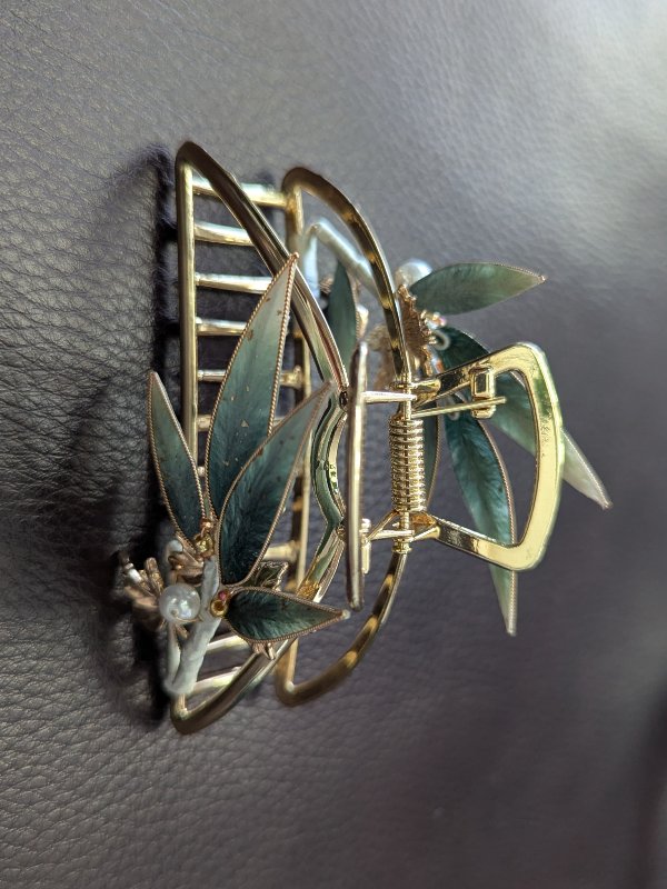 Eternal Bamboo Hair Claw